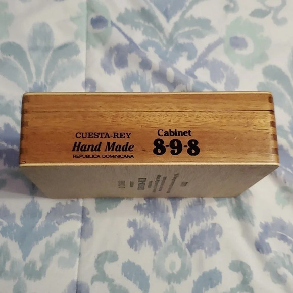 Cuesta Rey International Wooden Hinged Cigar Box Empty - Picture 9 of 12